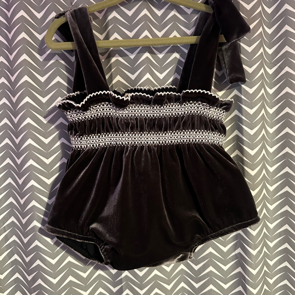 NUECES Spain | Velvet tie romper, size 12m